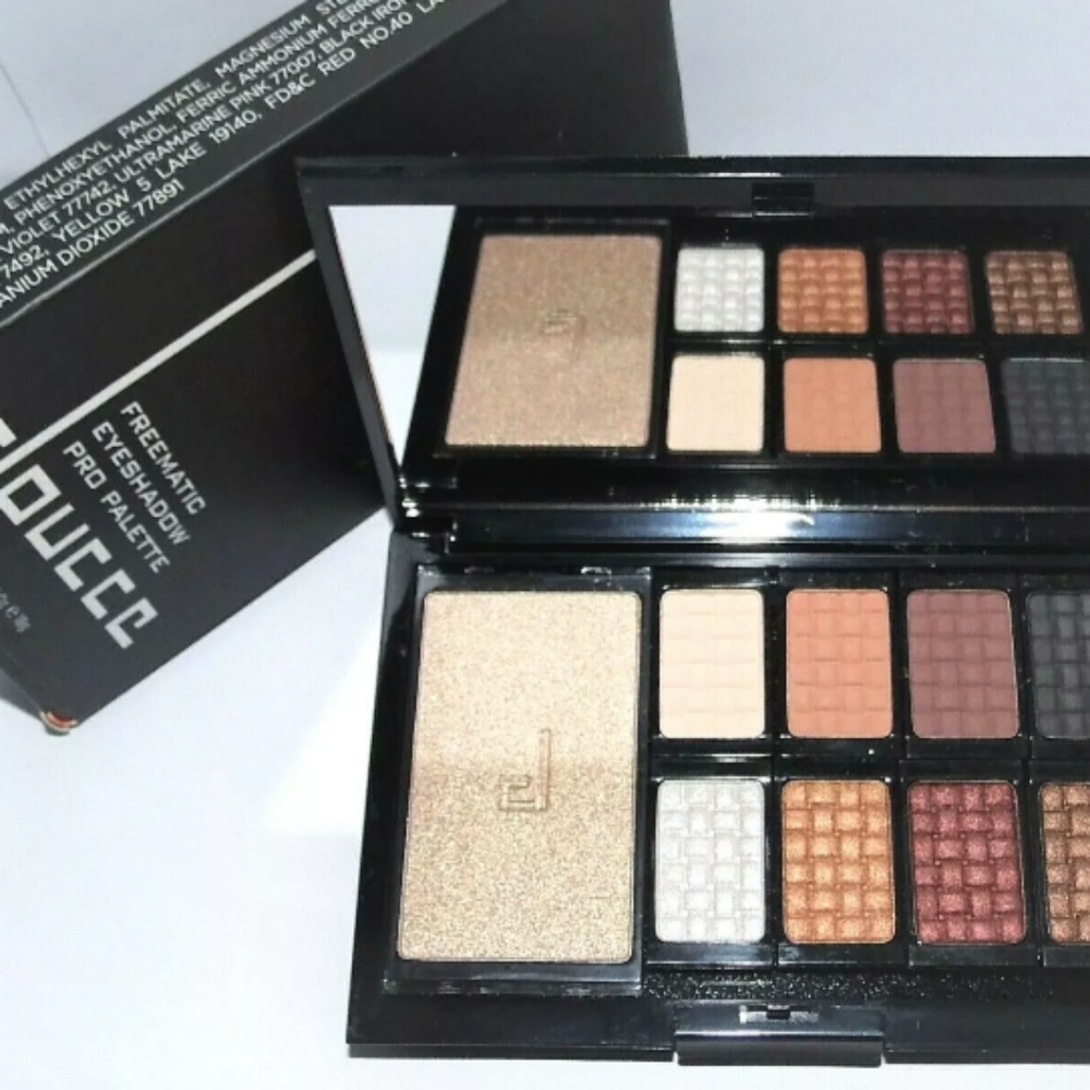 Make-up bag bundle - Picture 2 of 8